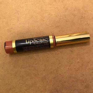 LipSense in color Apple Cider